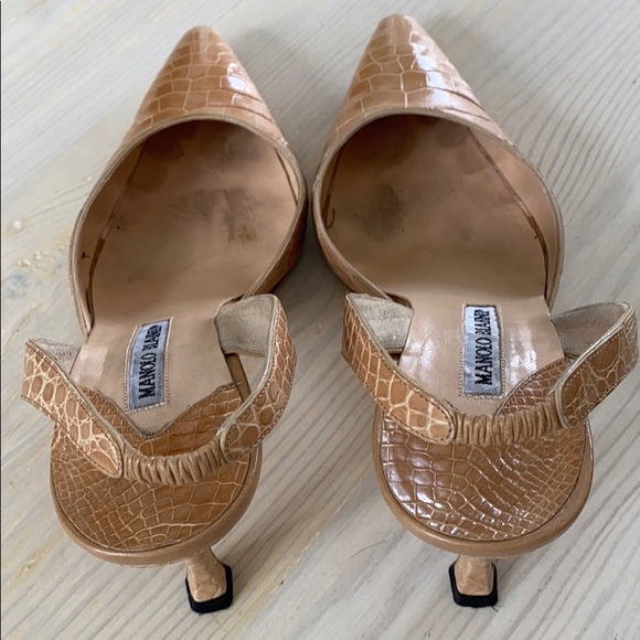 Manolo Blahnik Tan Crocodile Carolyne Slin… - Picture 7 of 8